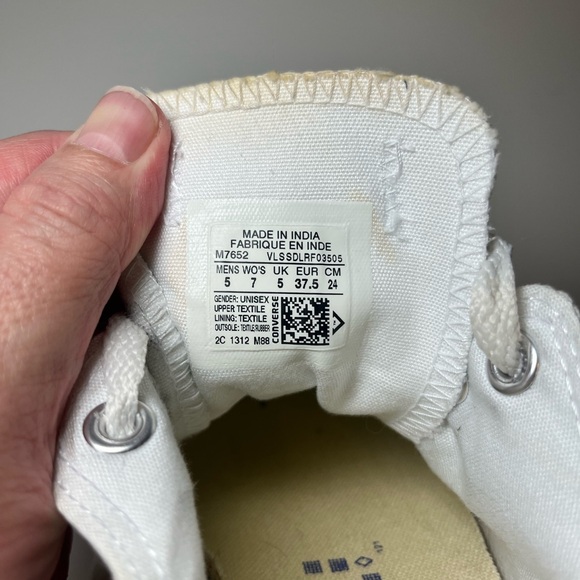 Converse Chuck Taylor All Star Ox Optic White - Pre-Owned, Women's Size 7 M7652 - Picture 6 of 6